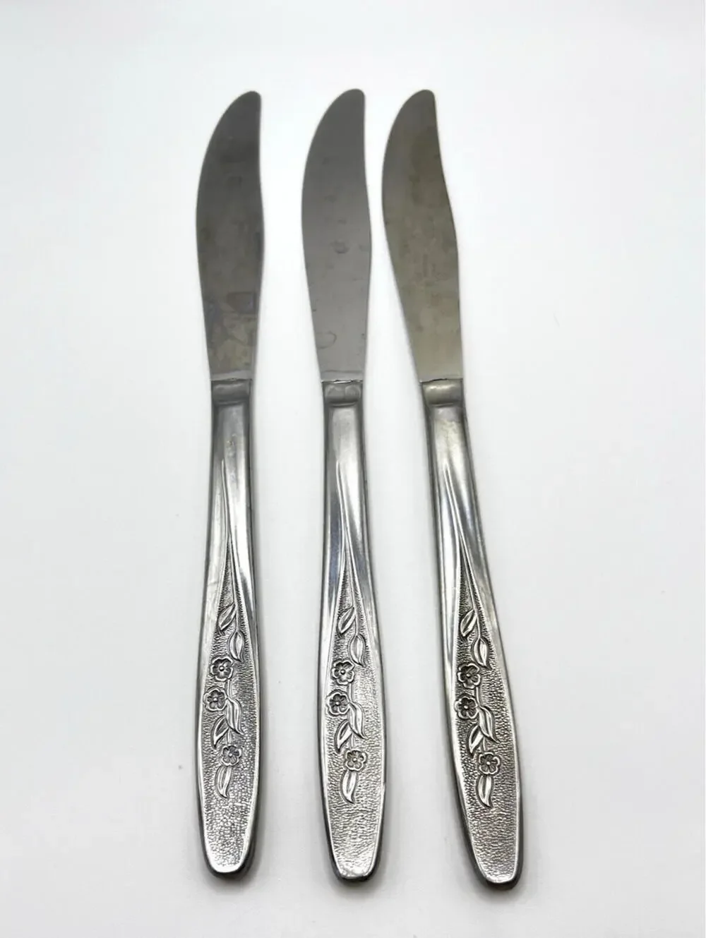 Ekco Rose Cotillion Stainless Flatware Dinner Knives 3 pcs  Eterna Korea